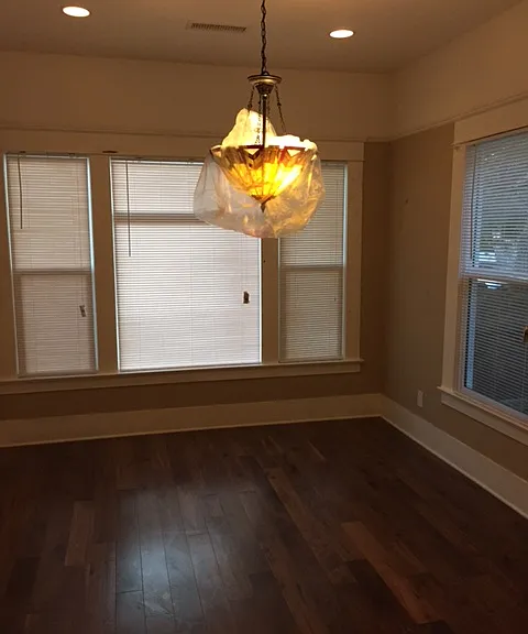 932 N Park Ave — Photo 7