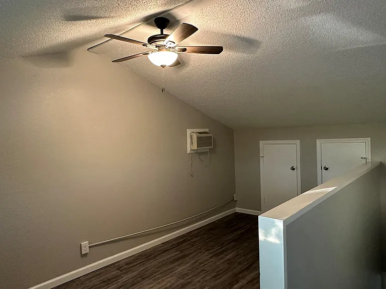295 Mooring Cir #A — Photo 33