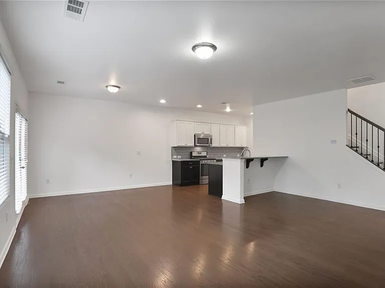268 Stone Park Dr — Photo 8