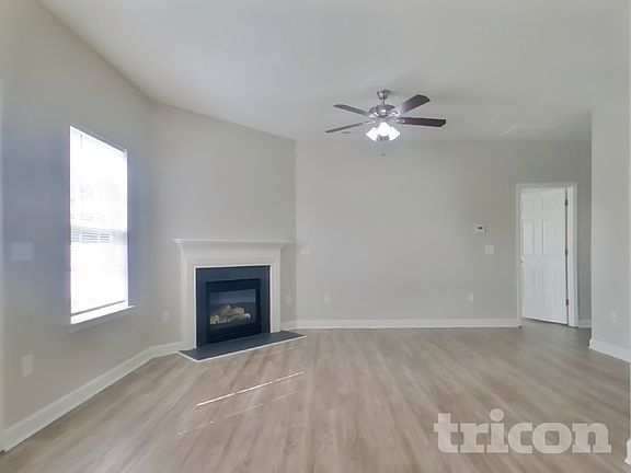 3rd image of 8326 Knapp Ct