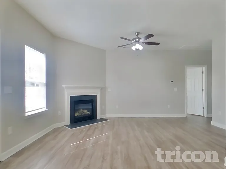 8326 Knapp Ct — Photo 2