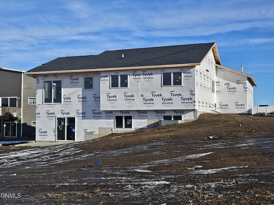 2nd image of 818 Cobblestone Loop SW