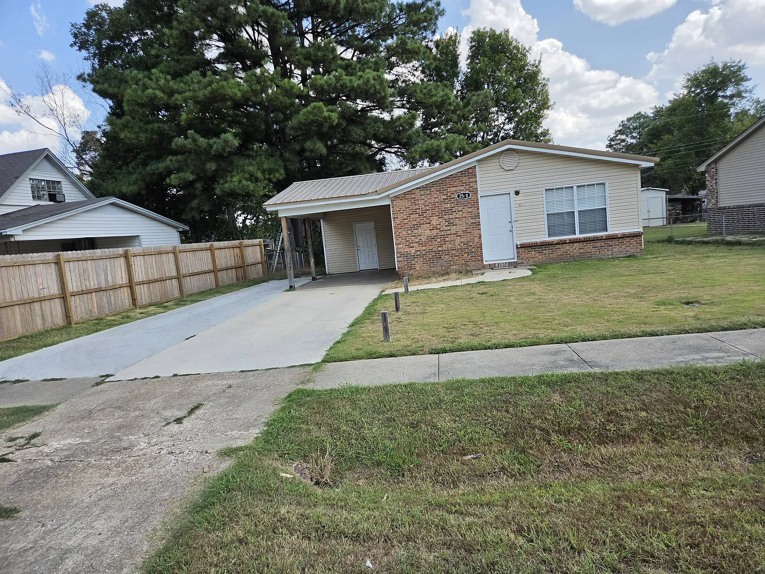 2500 Westacre Drive - 1 — Photo 1