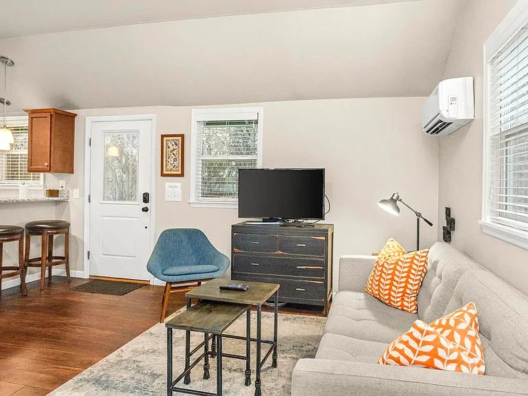 1606 Cedar Ln #B — Photo 17