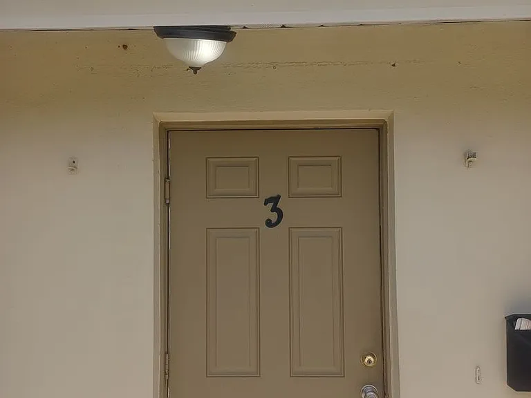 4808 Lucaya Dr — Photo 5