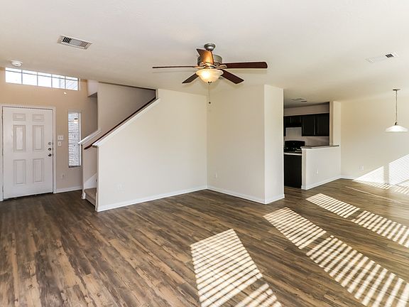 4th image of 2602 Costa Verde Way