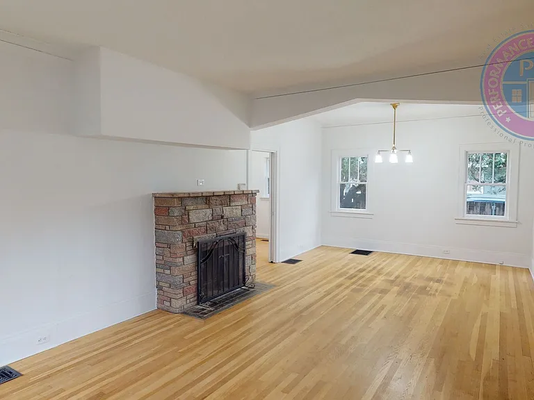 43 Ladd St — Photo 2
