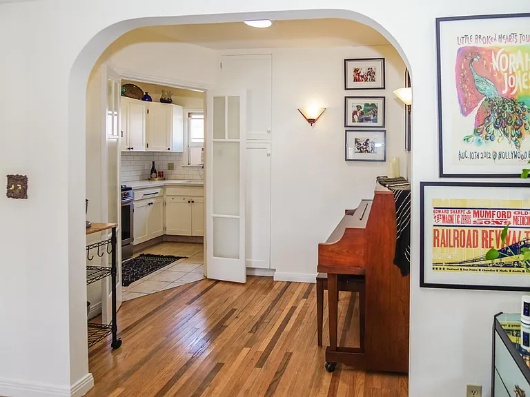 139 N Avenue 55 — Photo 18