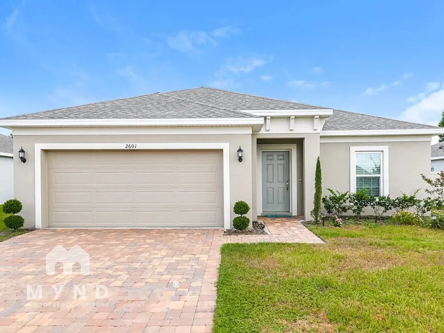 3 bed, 2.0 bath, 1704 sqft, $2,315 — Photo 1