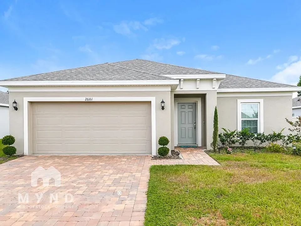 2601 Wadeview Loop