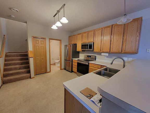 4th image of 352 Tamarack Trl #107