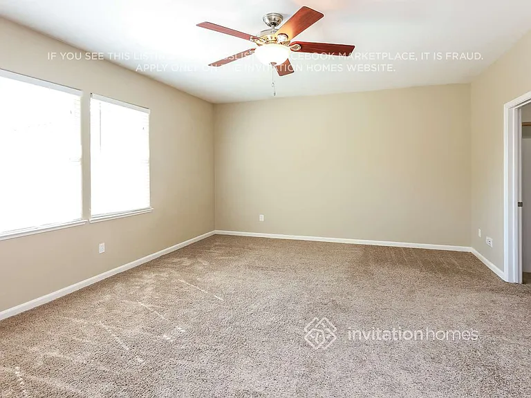 118 Palermo Way — Photo 8
