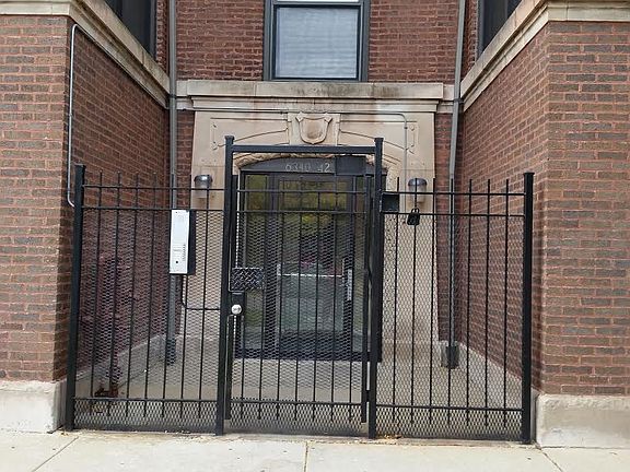 2nd image of 6340 S Kenwood Ave #3