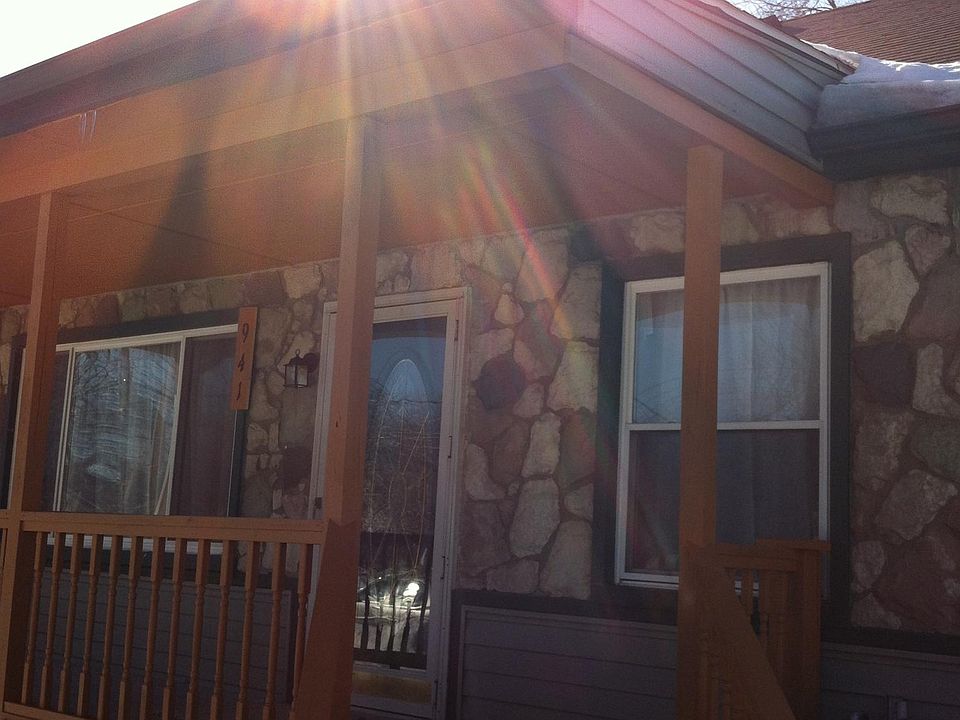 1st image of 941 Garden St