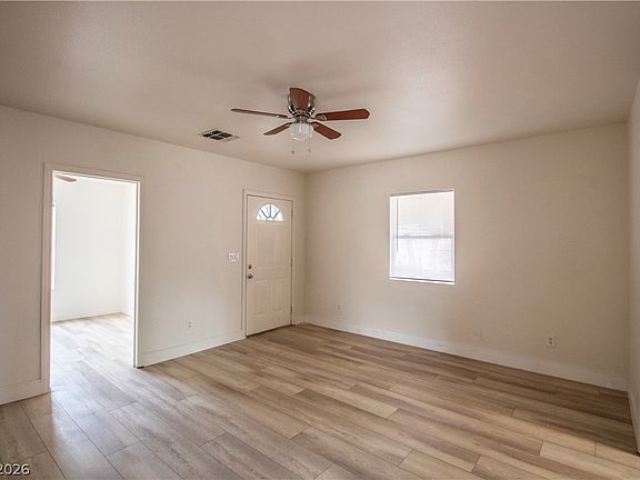 2nd image of 119 W Victory Rd