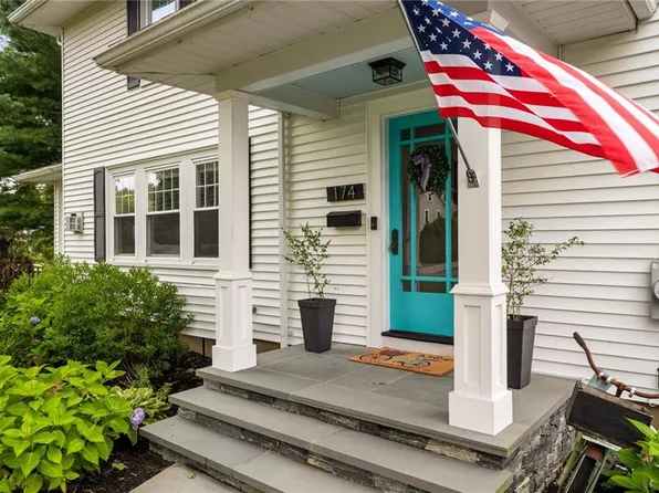 174-176 Kenyon Ave, Wakefield, RI 02879