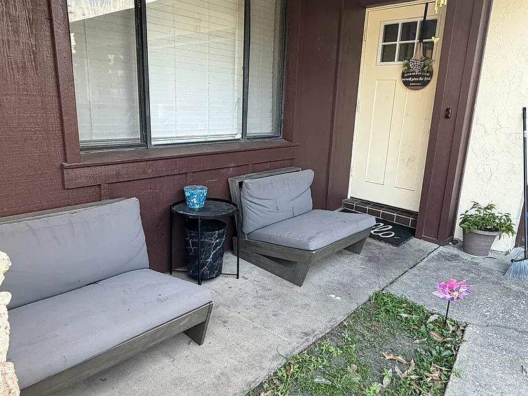819 Pebblewood Dr — Photo 27