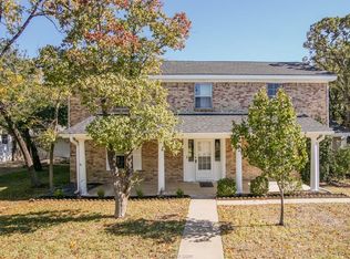 3807 Oak Ridge Dr, Bryan, TX 77802