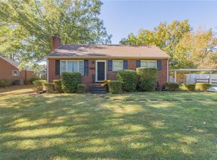 718 Flynt St, Kernersville, NC 27284