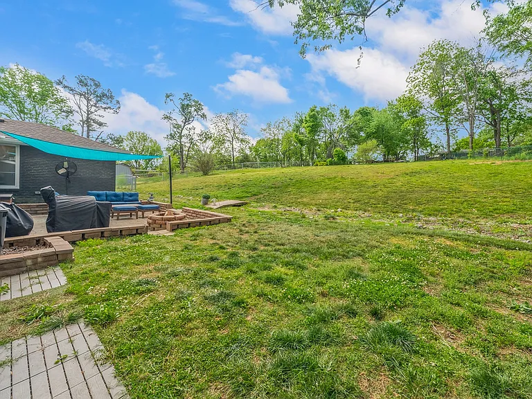 3928 Stilton Dr — Photo 29