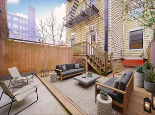 108 Calyer St APT 1L, Brooklyn, NY 11222