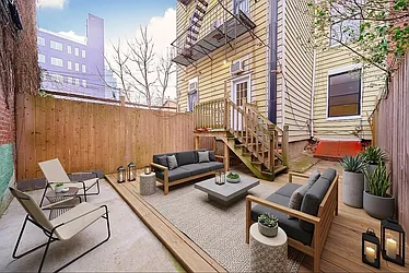108 Calyer Street, #1L