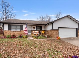 121 Taylor Rd, Independence, KS 67301