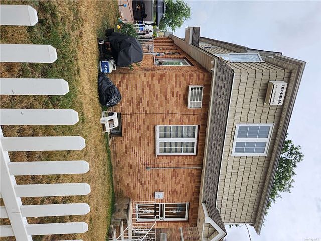 2nd image of 15818 134th Ave