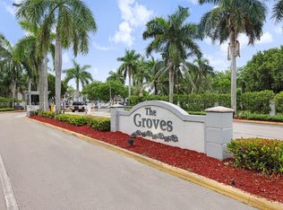 Venetia Groves, Homestead, FL 33035