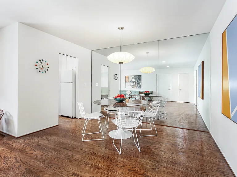 938 N San Vicente Blvd #20 — Photo 6