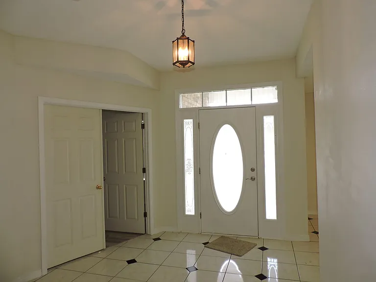 1781 Silas Cir — Photo 3