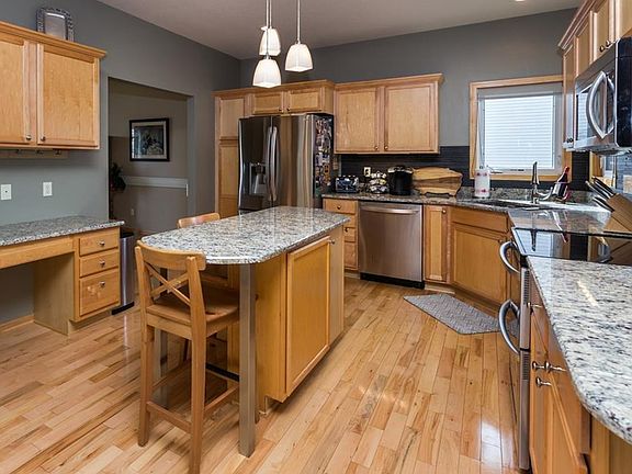 5th image of 6810 Lewis Carroll Ct