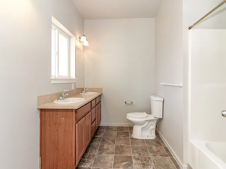 10830 SE 192nd St — Photo 34