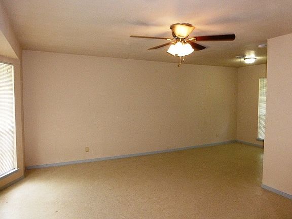 2nd image of 307 Cicero Dr