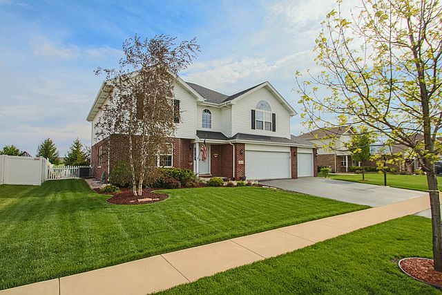 1st image of 24523 Arrowhead Dr