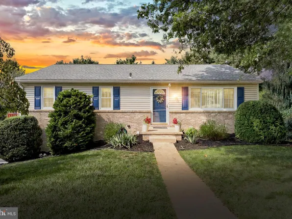 120 Susan Dr, Dallastown, PA 17313