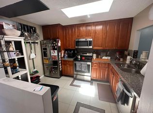 8840 SW 19th Ct APT B, Boca Raton, FL 33433