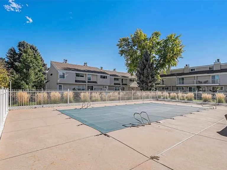 4262 E Maplewood Way — Photo 24
