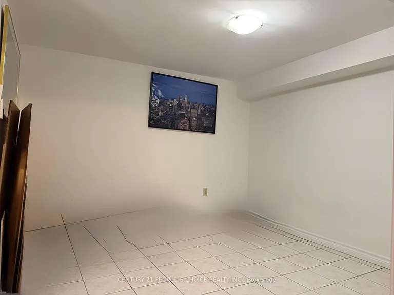 10 Juliana Sq — Photo 18