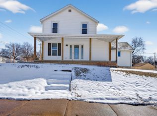 2929 N 3rd St, Clinton, IA 52732