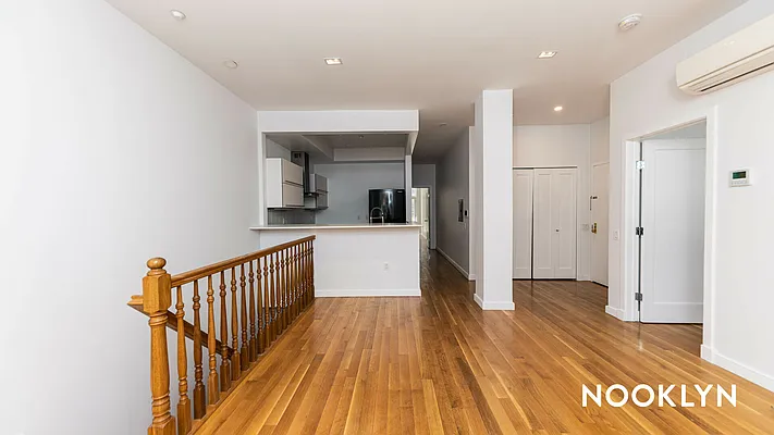Rented by Nooklyn NYC LLC | media 2