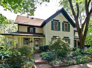 20245 W Indian Creek Rd, Mundelein, IL