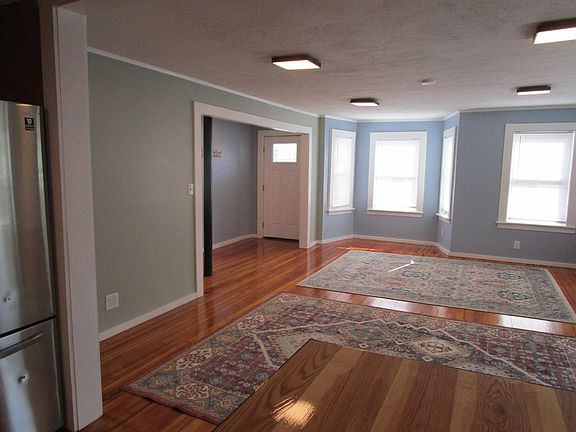 3rd image of 719 Main St