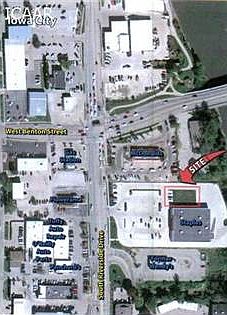 2nd image of 830 S Riverside Dr