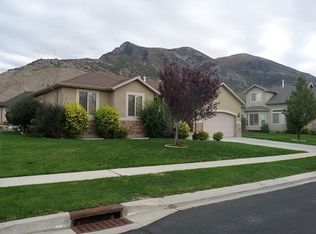10644 N Sahalee St, Cedar Hills, UT 84062