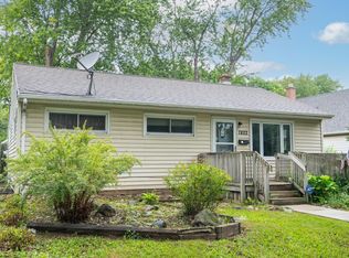 7822 W Palmetto AVENUE, Milwaukee, WI 53218