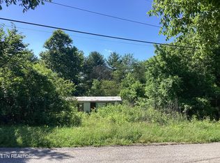 433 Sunflower Cir, Sweetwater, TN 37874