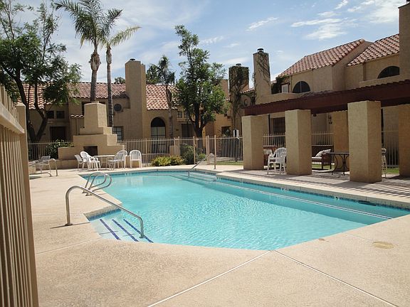 4th image of 1025 E Highland Ave Unit 37