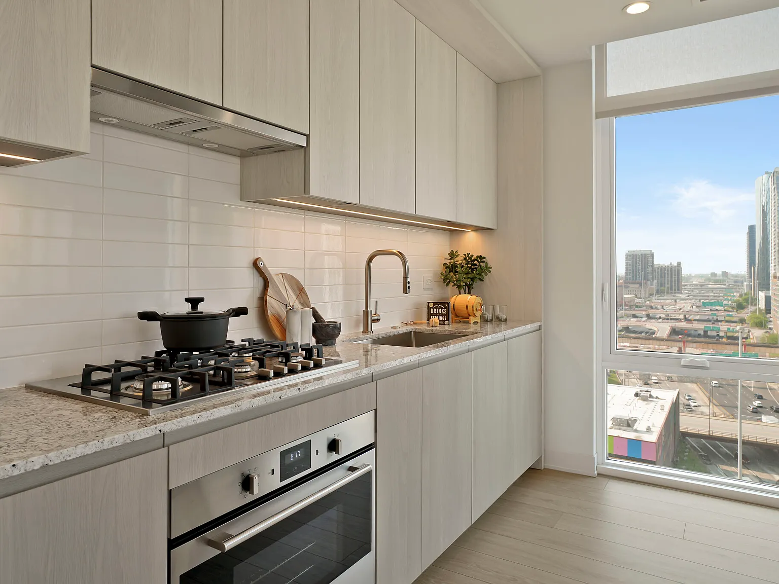 3 bed, 2.0 bath, $5,919 — Photo 4