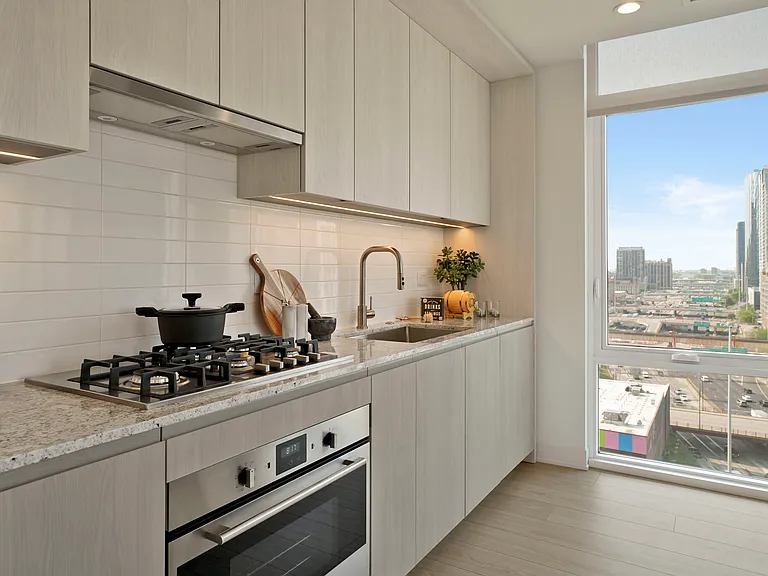 354 N Union Ave #3/3 — Photo 4